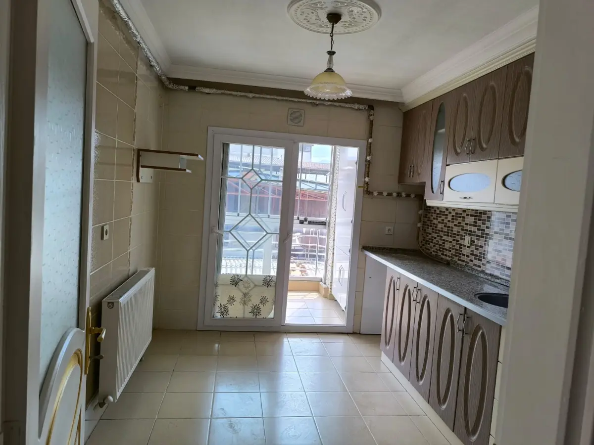 ACİL SATILIK GENİŞ FERAH DAİRE   TURGUTLU SELVİTEPE - Fotoğraf 16